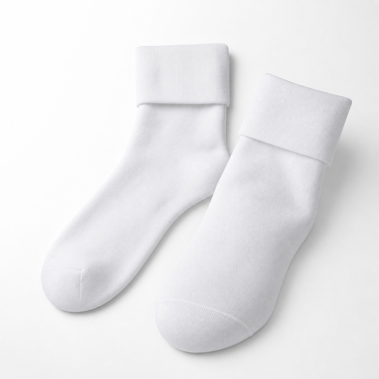 Seamless diabetic friendly socks